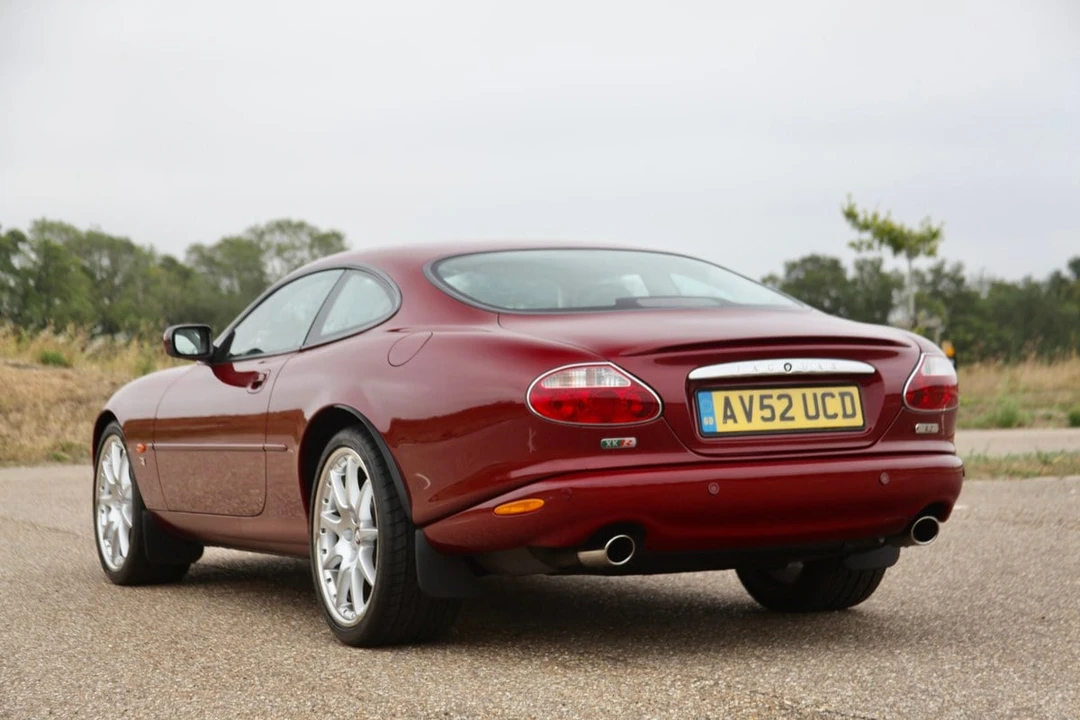 2003 Jaguar X100 XKR - Image 13 of 30