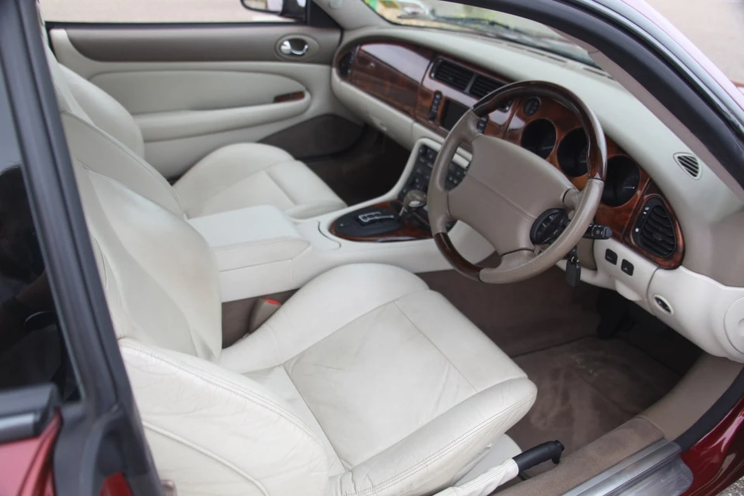 2003 Jaguar X100 XKR - Image 21 of 30
