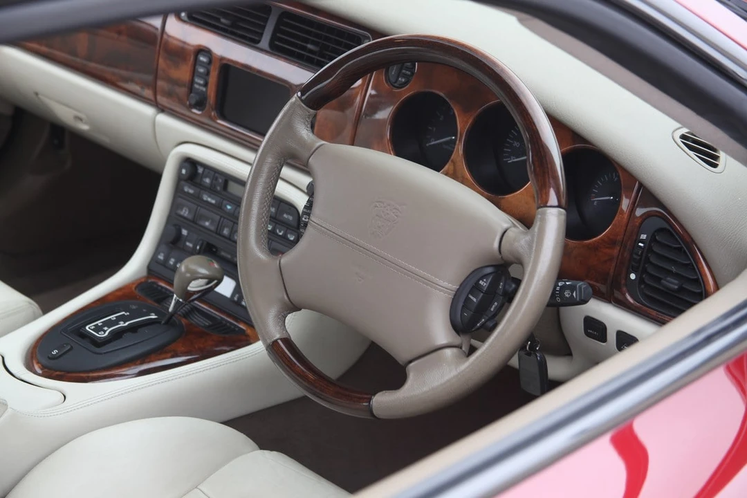 2003 Jaguar X100 XKR - Image 23 of 30