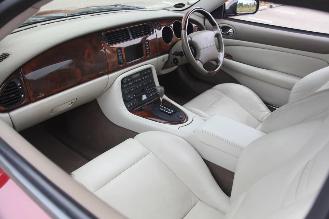 2003 Jaguar X100 XKR - Image 24 of 30