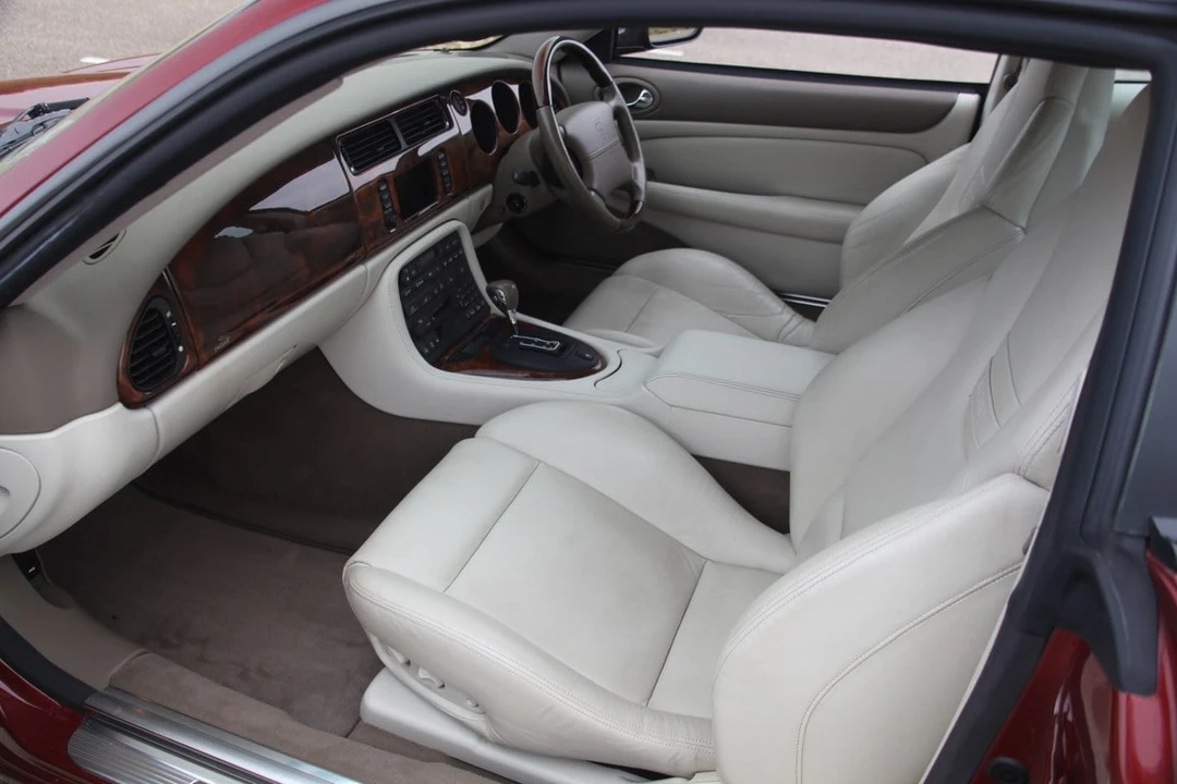 2003 Jaguar X100 XKR - Image 26 of 30