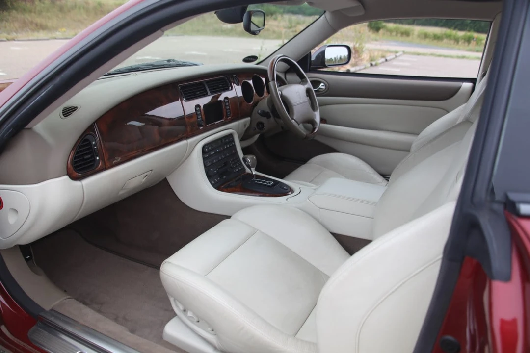 2003 Jaguar X100 XKR - Image 27 of 30