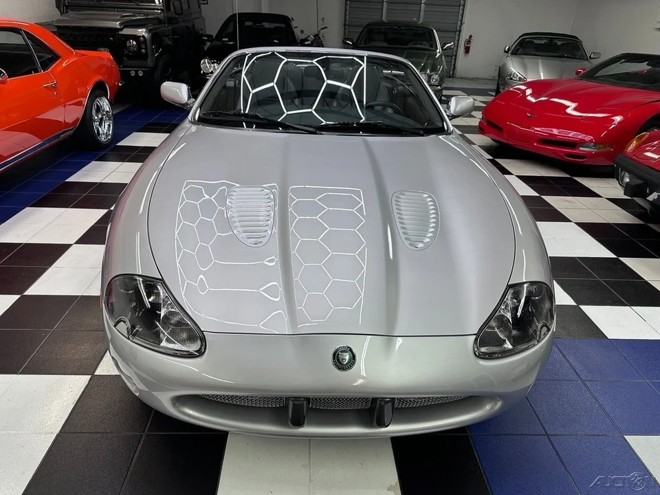 2003 Jaguar X100 XKR - Image 3 of 21