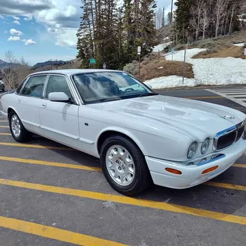 2003 Jaguar XJ8