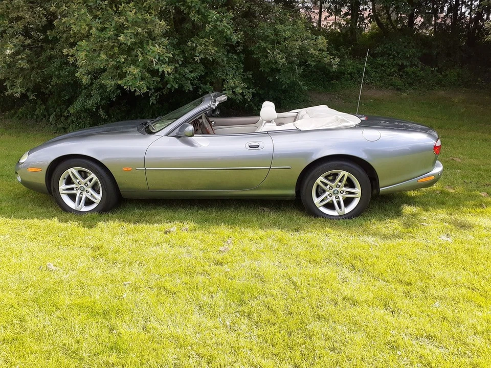 2003 Jaguar X100 XK8 - Image 3 of 30