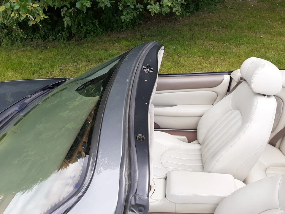 2003 Jaguar X100 XK8 - Image 17 of 30