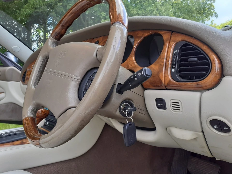 2003 Jaguar X100 XK8 - Image 30 of 30