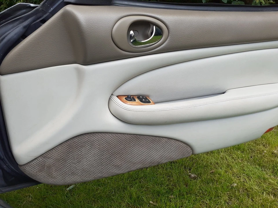 2003 Jaguar X100 XK8 - Image 28 of 30
