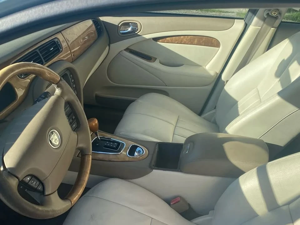 2003 Jaguar S-Type 2nd Gen - Image 9 of 10