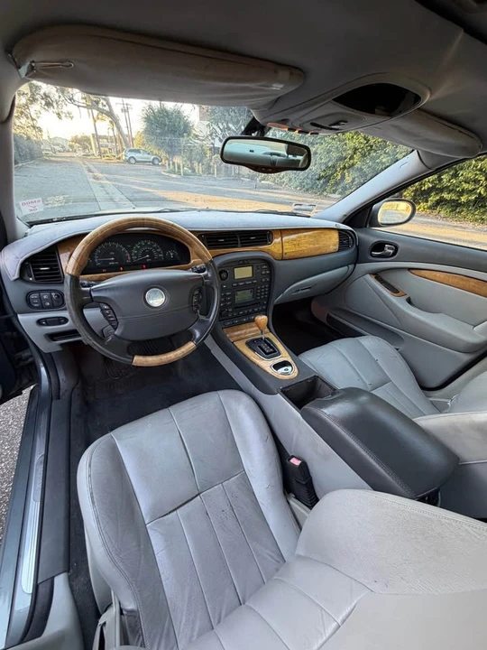2003 Jaguar S-Type 2nd Gen - Image 11 of 16