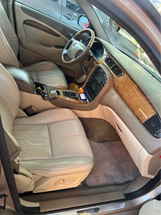 2003 Jaguar S-Type 2nd Gen - Image 9 of 12