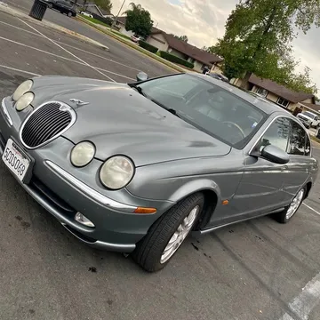 2003 Jaguar S-Type V8 Sedan