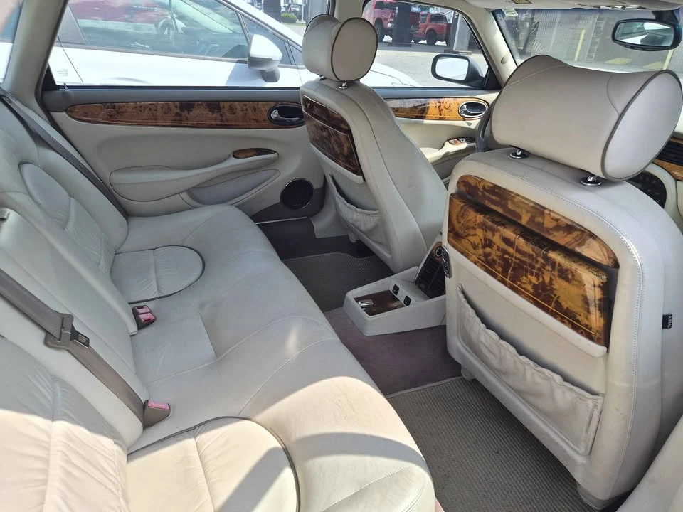 2003 Jaguar X308 XJ - Image 10 of 10