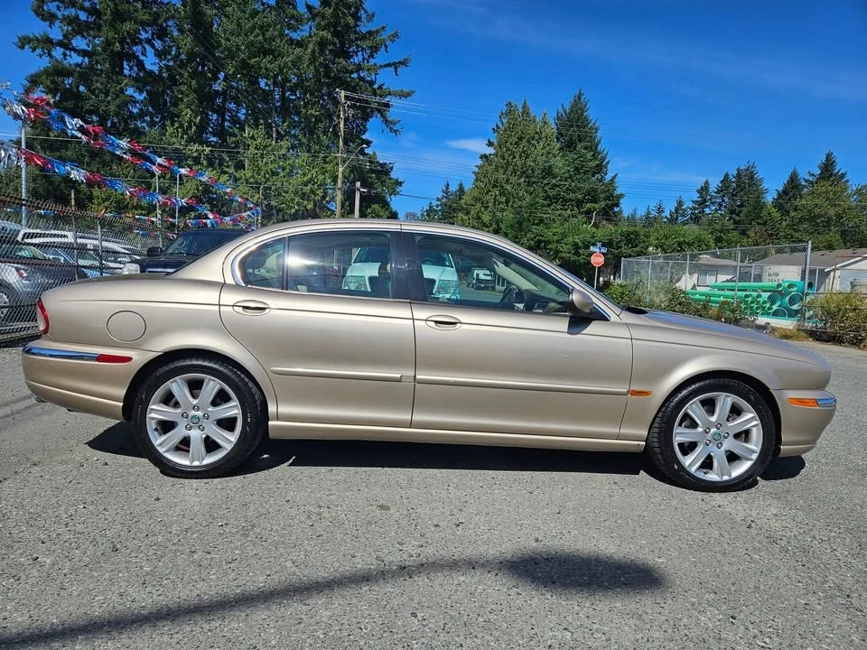 2003 Jaguar X-Type - Image 10 of 20