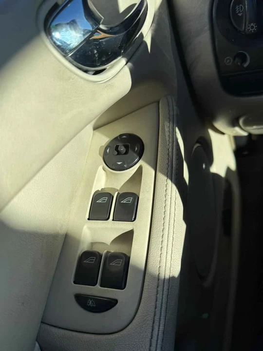 2003 Jaguar X-Type - Image 13 of 16