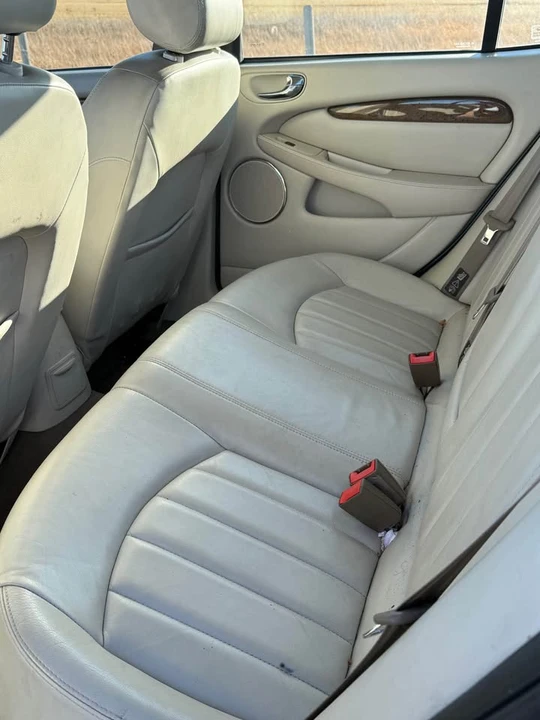 2003 Jaguar X-Type - Image 11 of 16