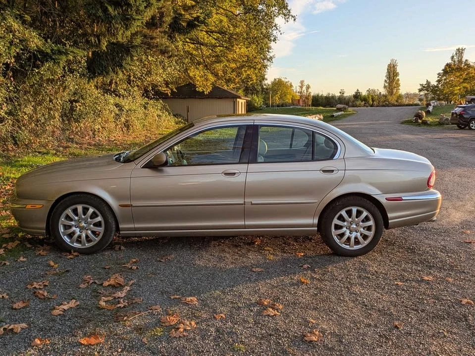 2003 Jaguar X-Type - Image 4 of 20
