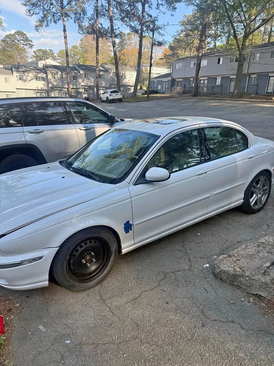 2003 Jaguar X-Type - Image 1 of 4