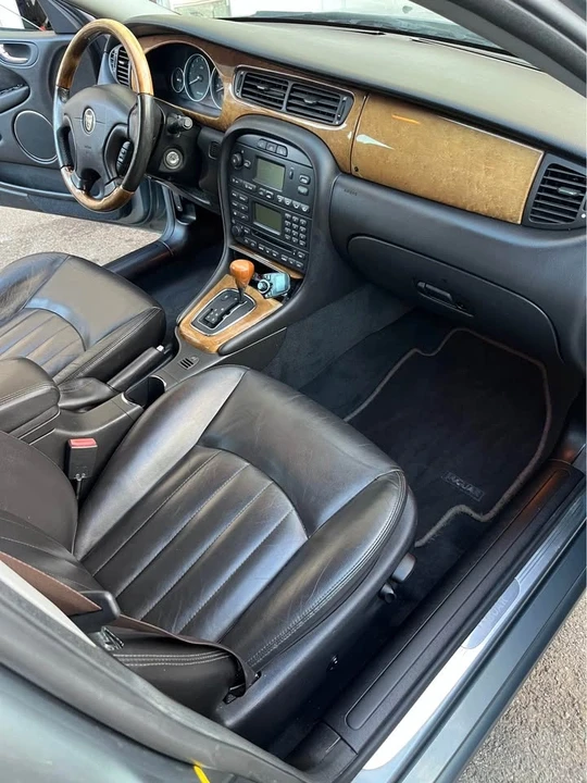 2003 Jaguar X-Type - Image 7 of 10