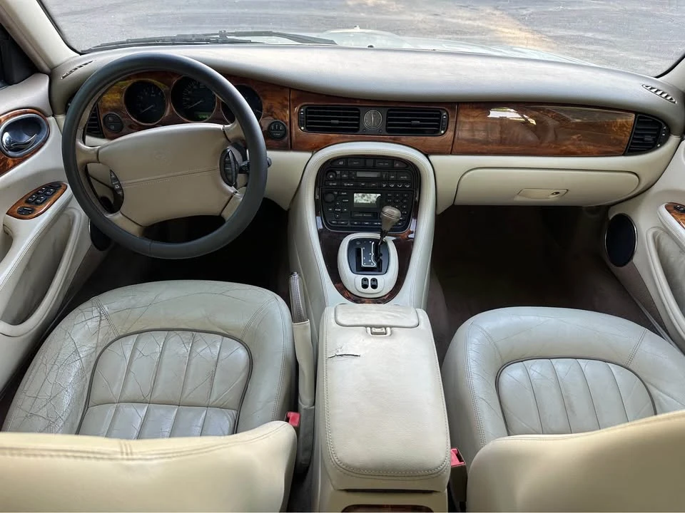 2003 Jaguar X308 XJ - Image 14 of 19