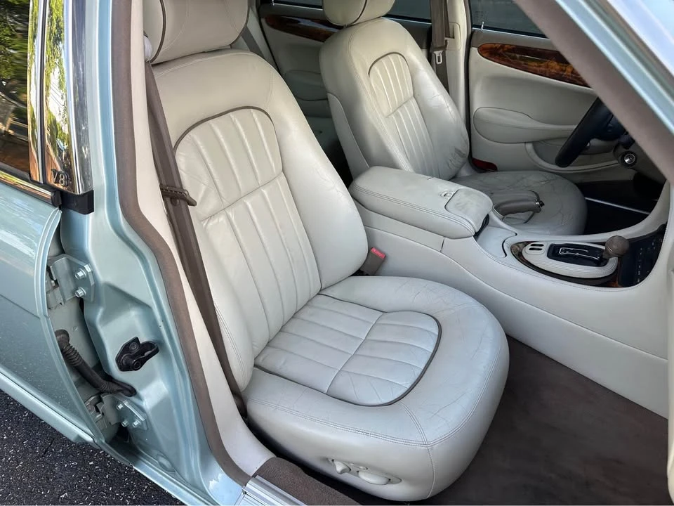 2003 Jaguar X308 XJ - Image 8 of 19