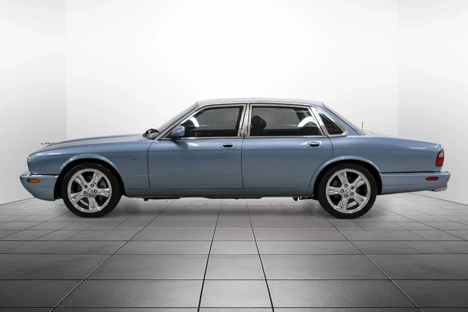 2003 Jaguar X308 XJ - Image 11 of 20