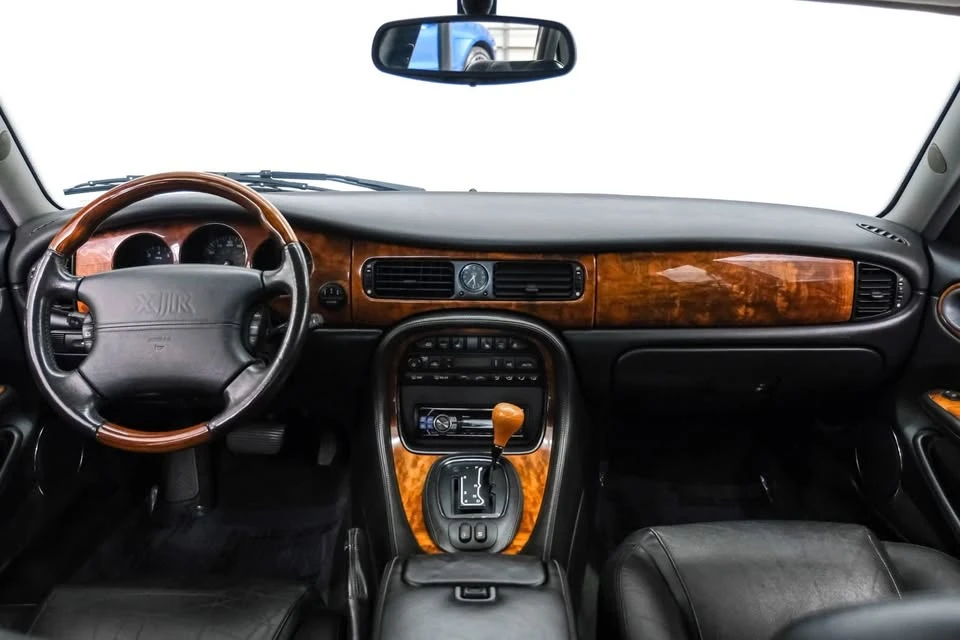 2003 Jaguar X308 XJ - Image 12 of 20