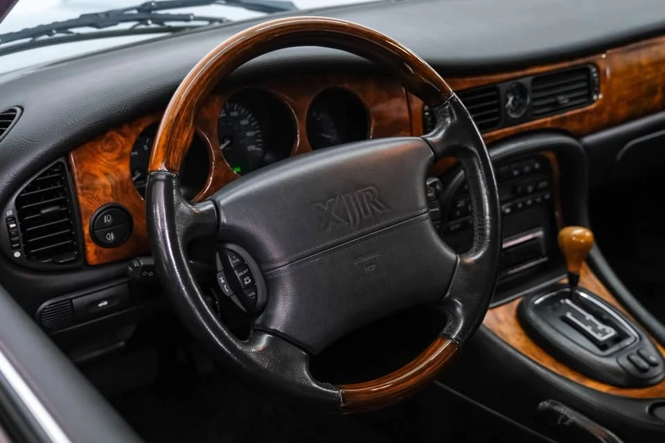2003 Jaguar X308 XJ - Image 13 of 20