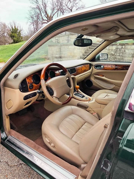 2003 Jaguar X308 XJ - Image 11 of 20