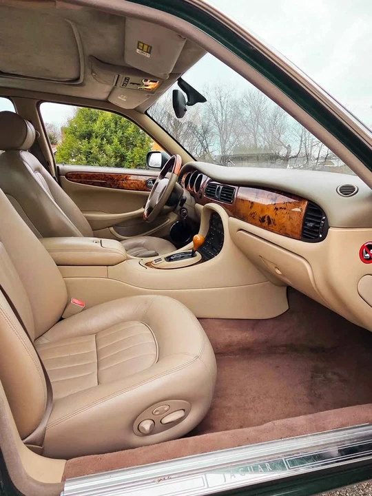 2003 Jaguar X308 XJ - Image 15 of 20