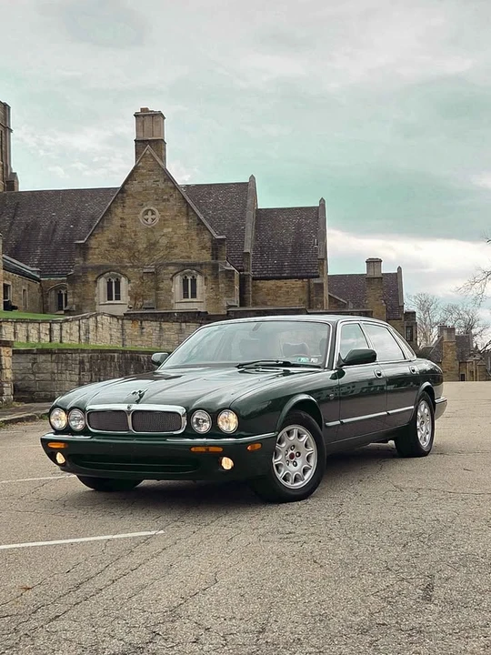 2003 Jaguar X308 XJ - Image 2 of 20