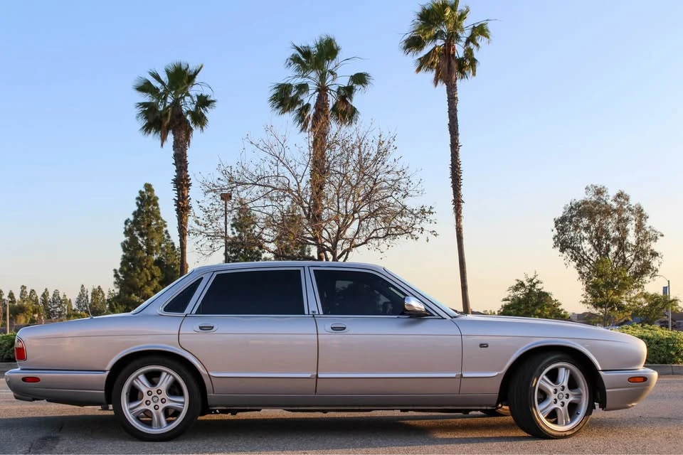 2003 Jaguar X308 XJ - Image 3 of 7