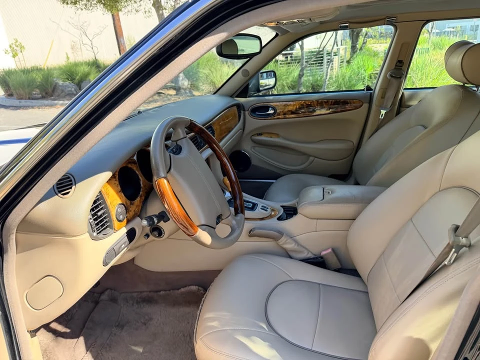 2003 Jaguar X308 XJR - Image 8 of 12