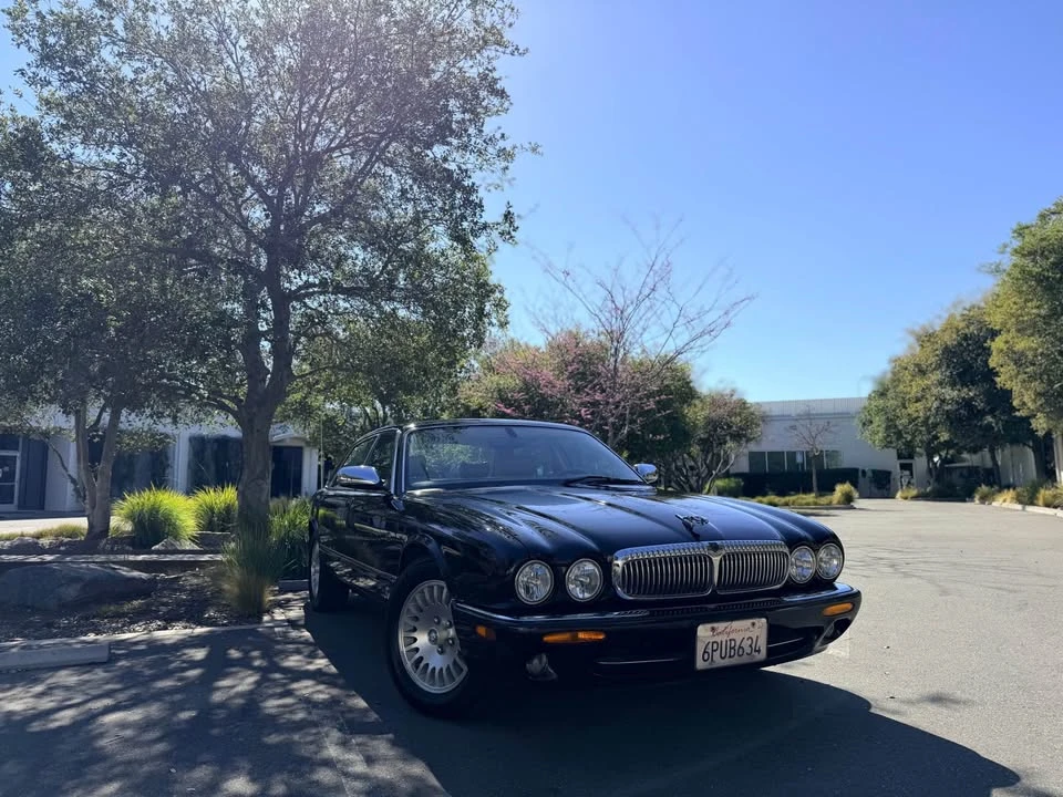 2003 Jaguar X308 XJ - Image 2 of 13