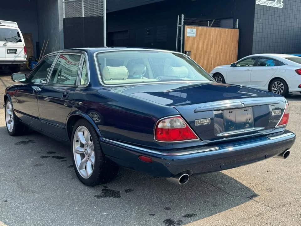 2003 Jaguar X308 XJR - Image 5 of 11