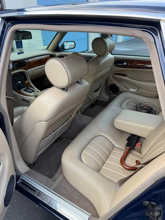 2003 Jaguar X308 XJ - Image 6 of 10