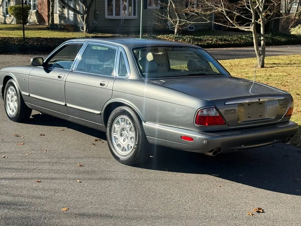 2003 Jaguar X308 XJ - Image 4 of 20