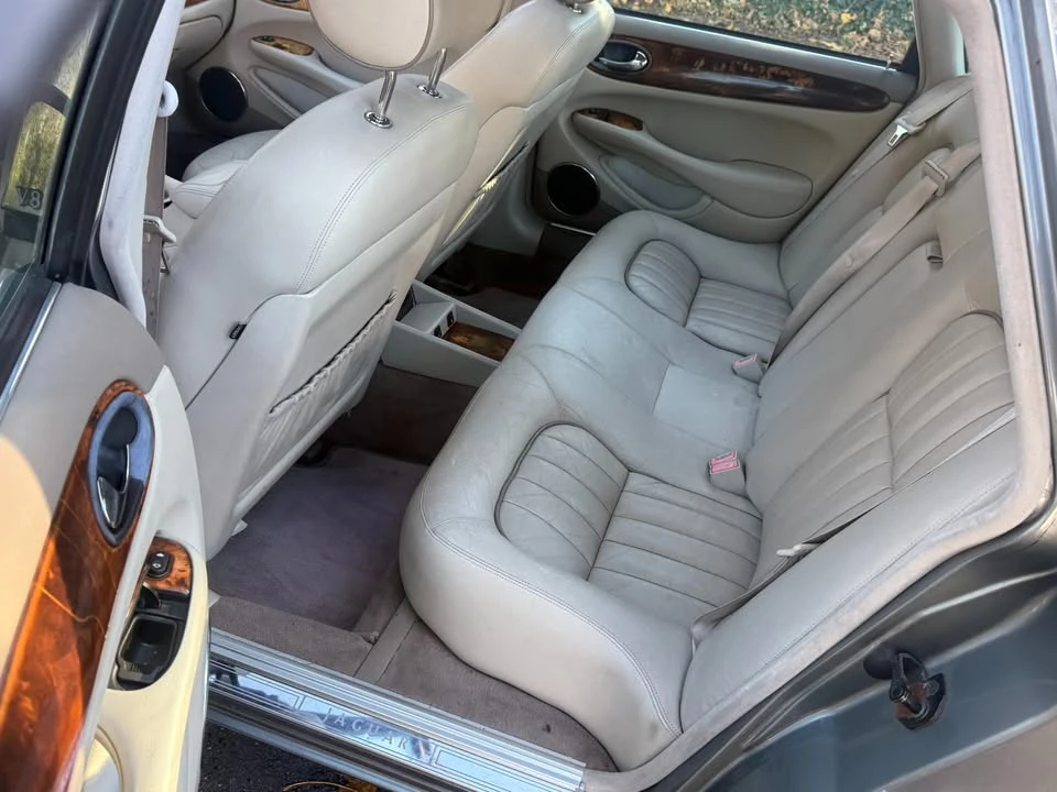 2003 Jaguar X308 XJ - Image 9 of 20