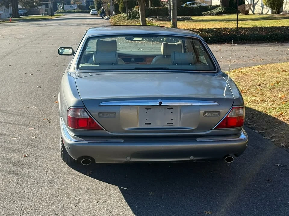 2003 Jaguar X308 XJ - Image 5 of 20