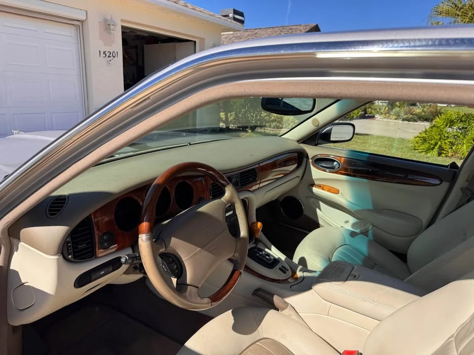 2003 Jaguar X308 XJ - Image 8 of 10