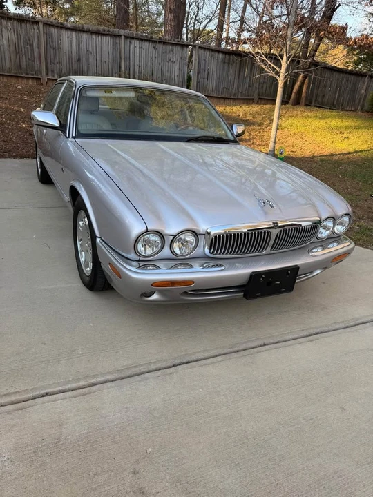 2003 Jaguar X308 XJ - Image 3 of 18