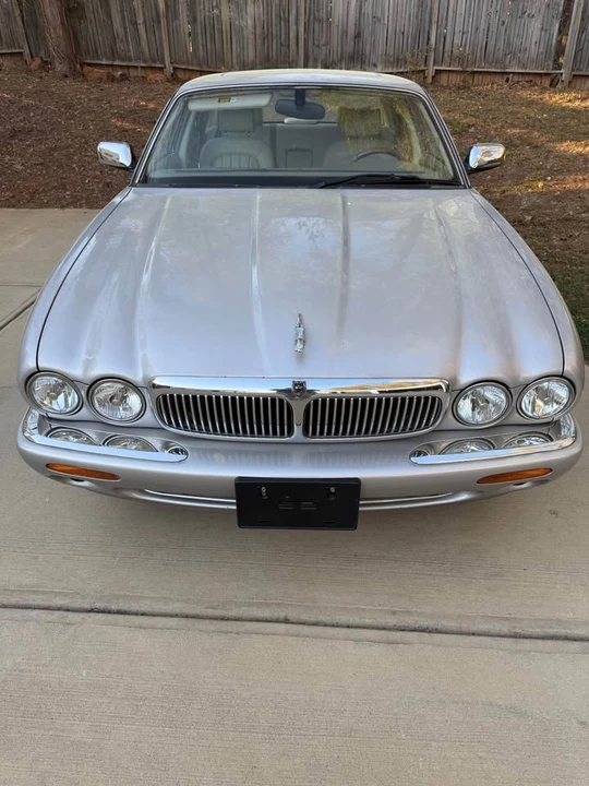 2003 Jaguar X308 XJ - Image 2 of 18