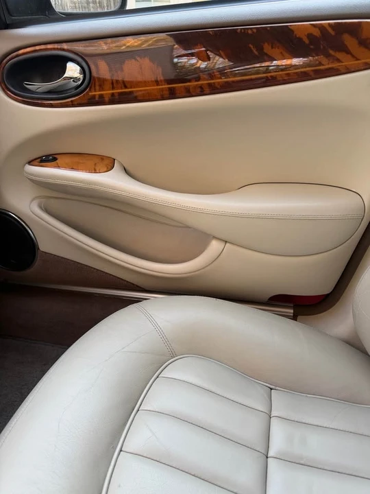 2003 Jaguar X308 XJ - Image 12 of 18