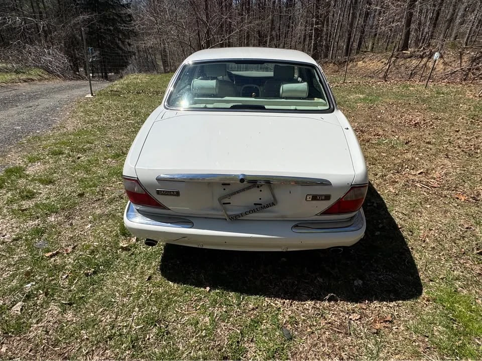 2003 Jaguar X308 XJ - Image 3 of 10