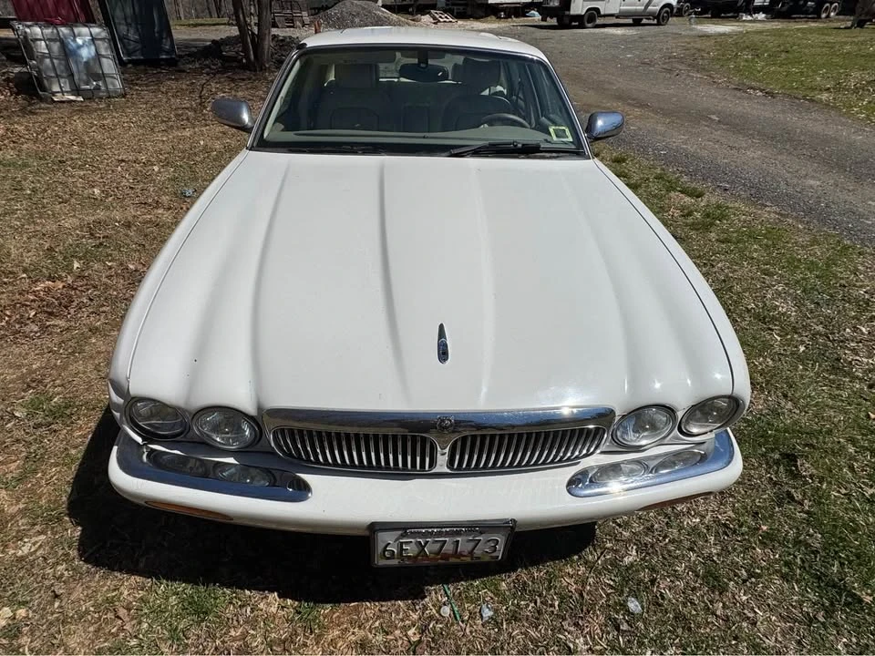 2003 Jaguar X308 XJ - Image 2 of 10