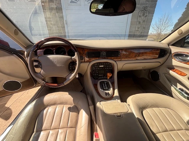 2003 Jaguar X308 XJ - Image 2 of 2
