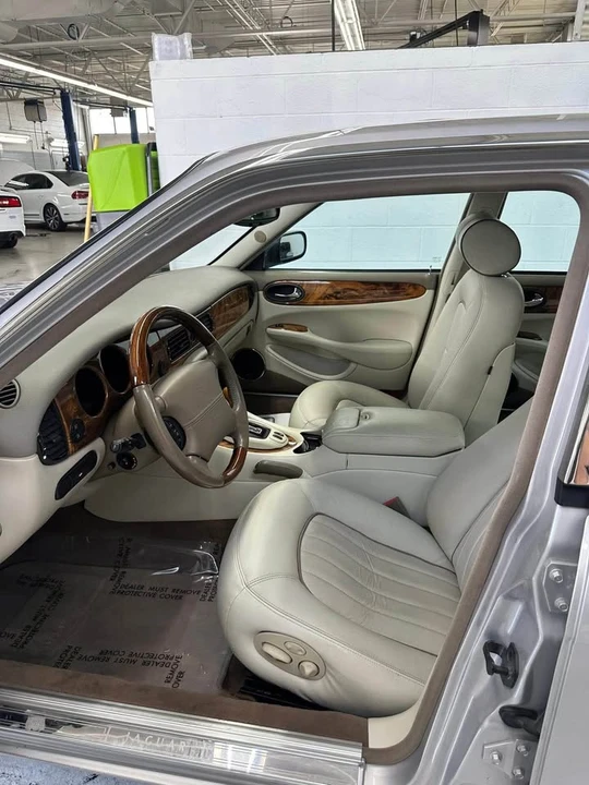 2003 Jaguar X308 XJ - Image 7 of 9