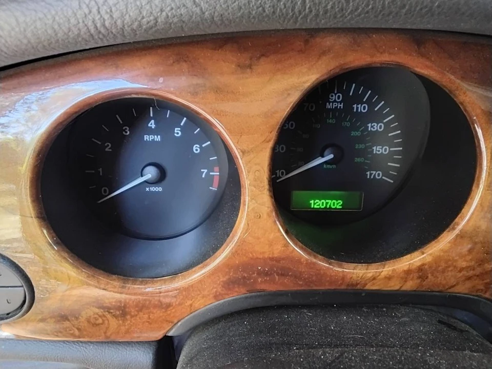 2003 Jaguar X308 XJ - Image 3 of 8