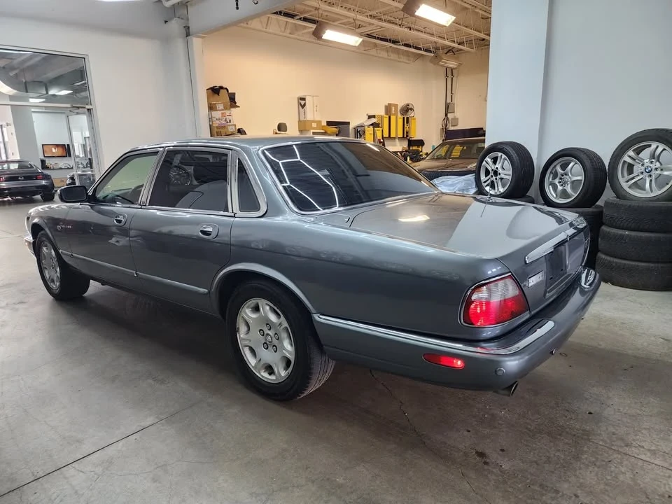 2003 Jaguar X308 XJ - Image 3 of 20