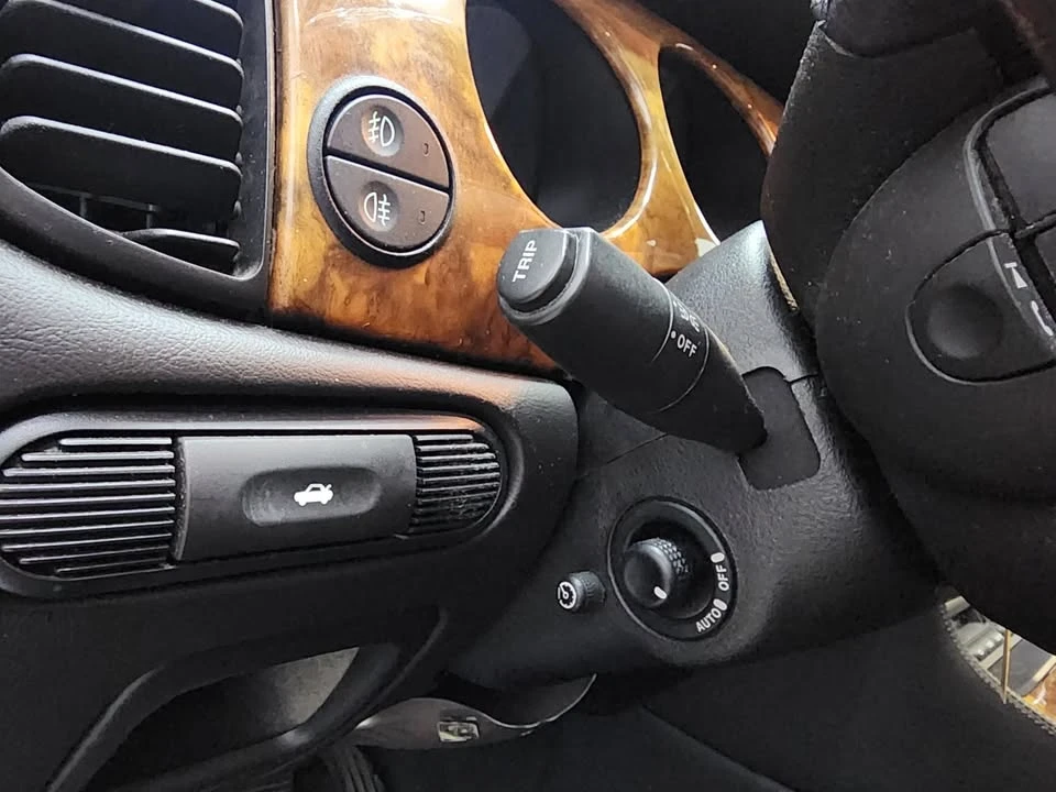 2003 Jaguar X308 XJ - Image 17 of 20